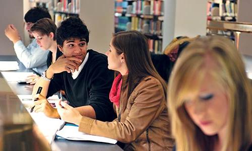 students in learning commons